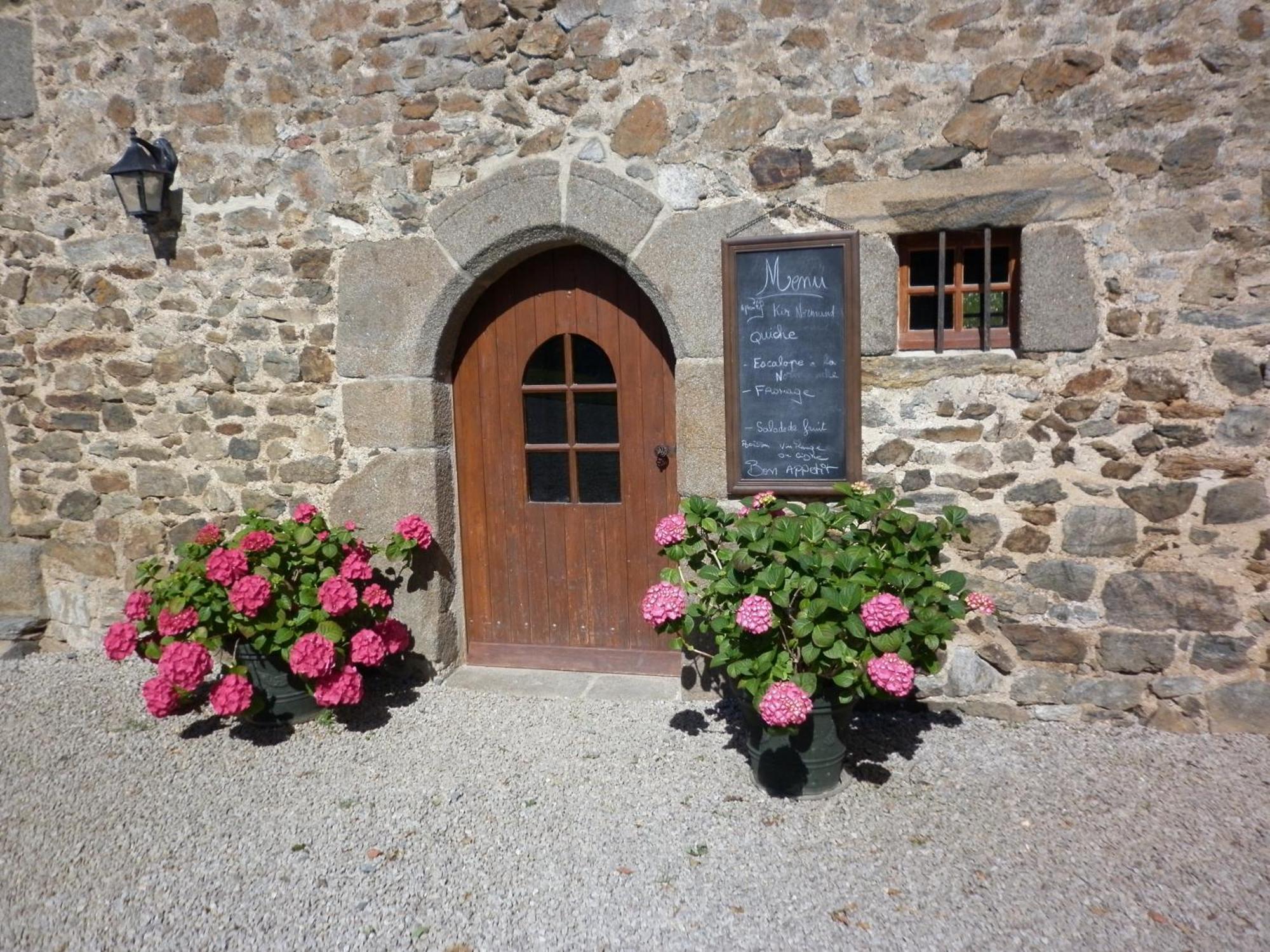 Manoir De La Foulerie Bed & Breakfast Ancteville Eksteriør bilde